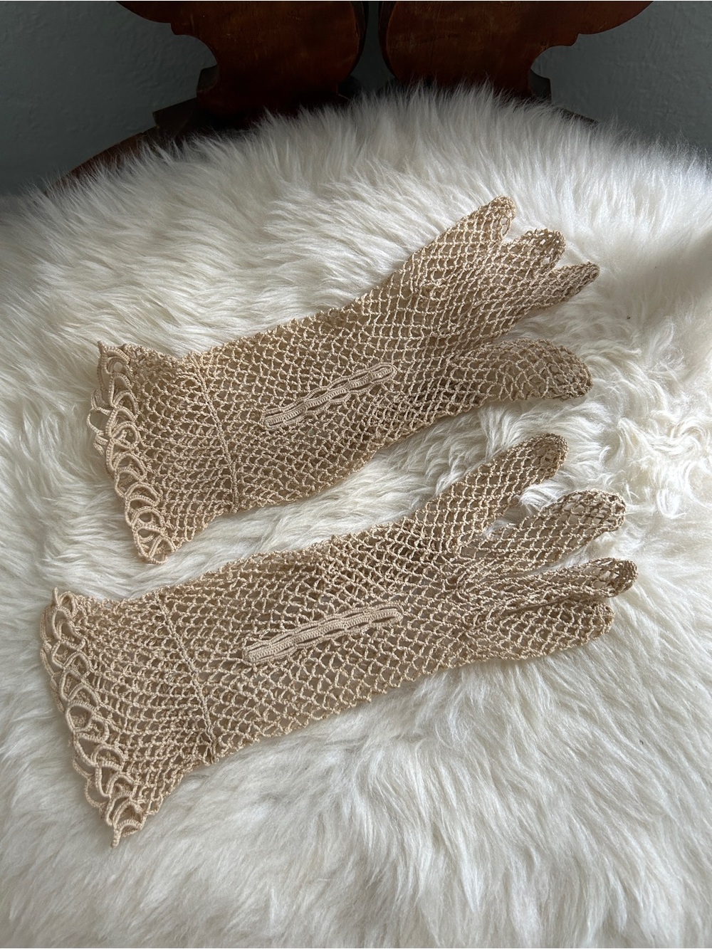 Vintage Handmade Ecru Crochet Lace Gloves in Beige